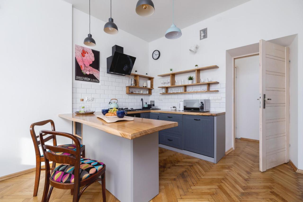 Old Town Apartments Basztowa By Renters Krasków Exteriör bild