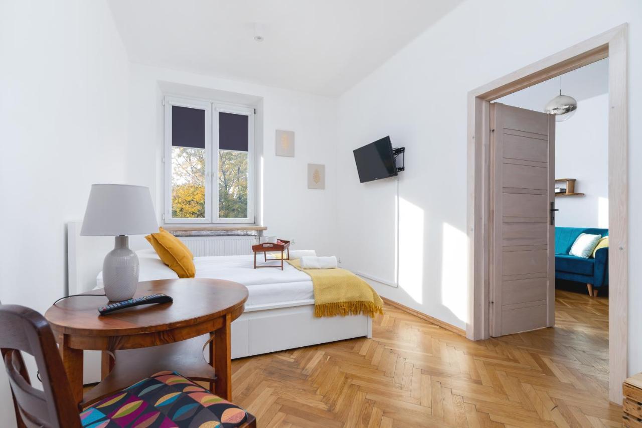 Old Town Apartments Basztowa By Renters Krasków Exteriör bild