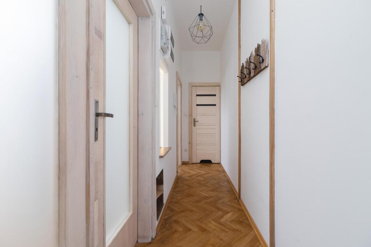 Old Town Apartments Basztowa By Renters Krasków Exteriör bild